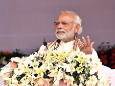 Narendra Modi dedicates Paradip Refinery to the nation