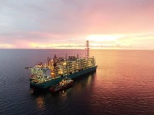 Petronas selects BASF’s gas treatment technology for floating LNG project