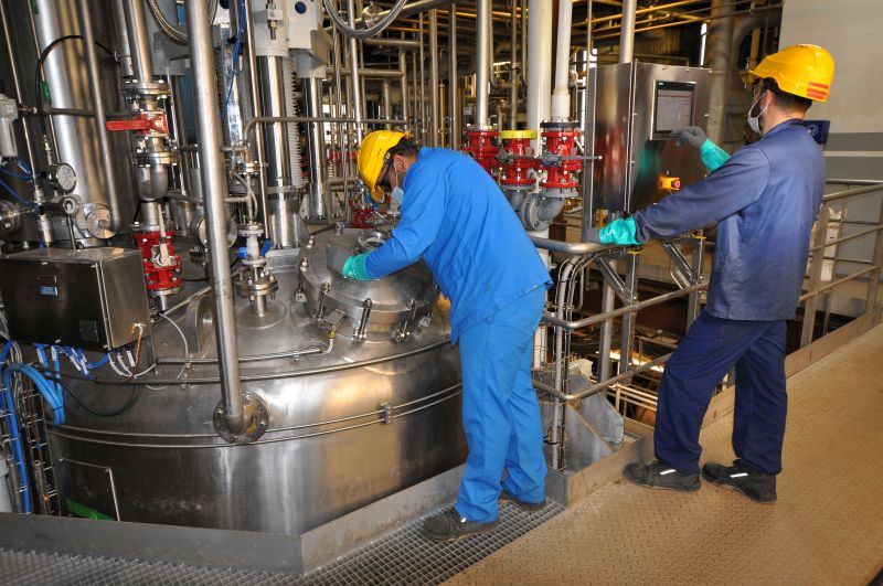WeylChem inaugurates new multi-purpose custom manufacturing plant in France