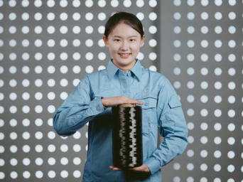 Sinopec produces China's first batch of large tow carbon fiber