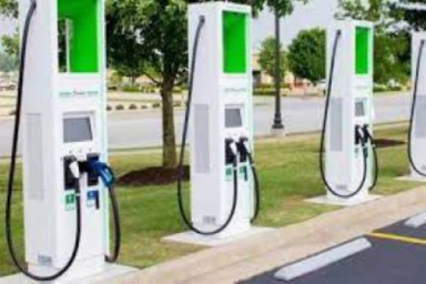 Minister Goyal calls for coexistence of charging and battery swapping infra for faster EV adoption in India