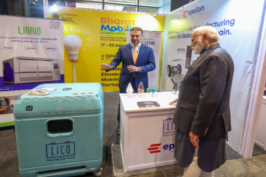PM Modi thrusts on innovations in battery storage space