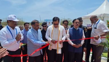 Shipping Minister Sonowal unveils green hydrogen pilot project at VOC Port