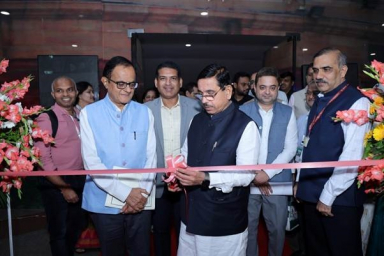 MNRE Minister Joshi launches Rs. 100 crore Call for Proposals for start-ups in green hydrogen