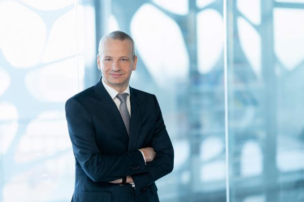 BASF names company veteran Kamieth as new CEO,  restructures leadership team