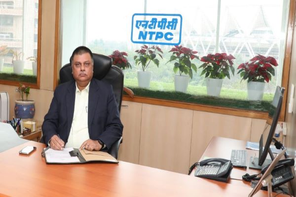 Ravindra Kumar takes charge as Director - Operations, NTPC