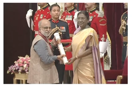 Prof. Aniruddha B Pandit receives Vigyan Shri Award