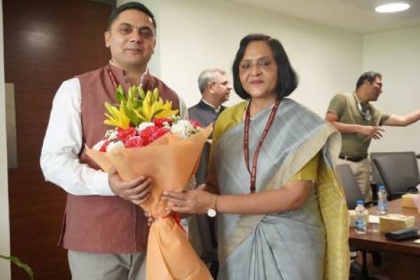 Tejveer Singh takes charge as new Chemical Secretary of India