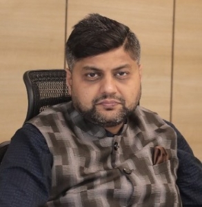 Mr. Varoon Contractor