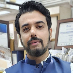 Mr. Vineet Bakshi